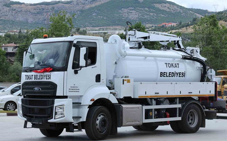 Bakanlık hibesiyle Tokat'a yeni hizmet aracı kazandırıldı