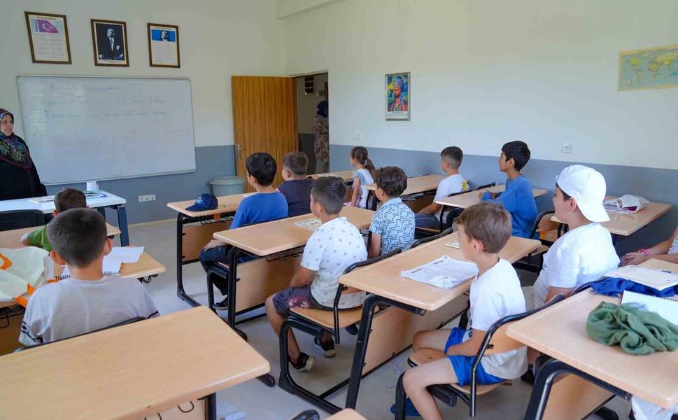 Erbaa'da çocuklar, yaz tatilini Kur'an kursunda değerlendiriyor
