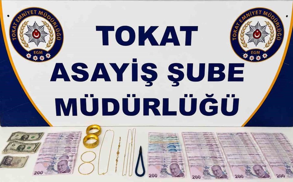 İstanbul'dan temin ettikleri sahte altınları Tokat'ta bozmak isterken yakalandılar