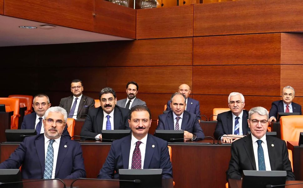 Vekil Aldemir, Şehit Aileleri ile Gazilerin Haklarını Genişleten Yeni Kanun Teklifinin TBMM’de Kabul Edildiğini Açıkladı