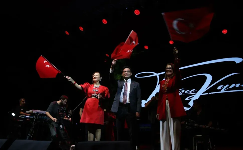 Tokat Belediyesi'nden 30 Ağustos Zafer Bayramı'na Özel Konsere On Binler Akın Etti