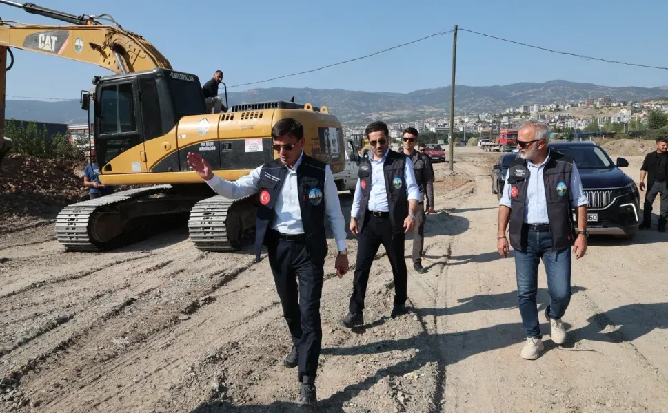 BAŞKAN YAZICIOĞLU: “TOKAT'IN ULAŞIM AĞINI GELECEĞE HAZIRLIYORUZ”