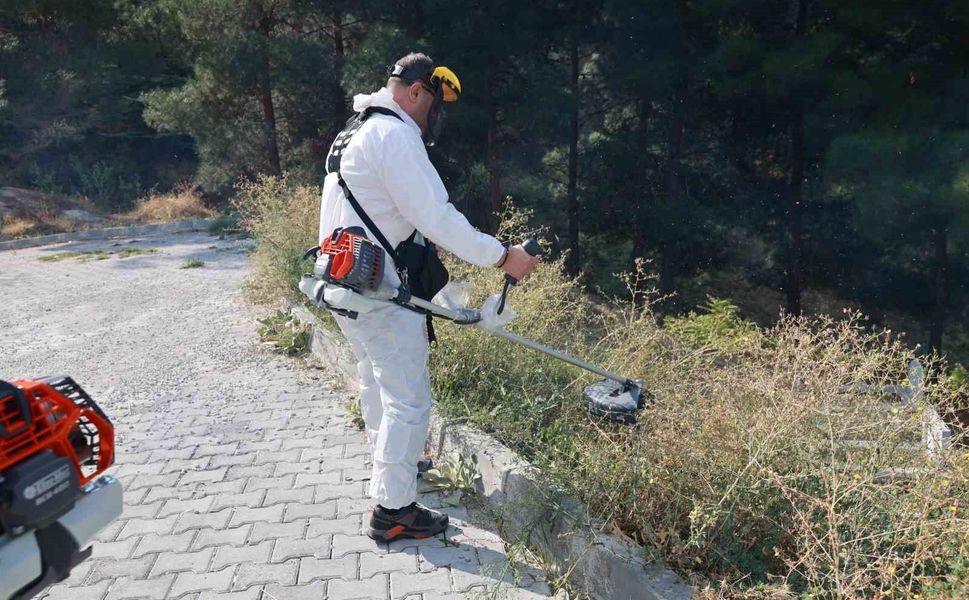 Tokat'ta 35 mezarlığın bakımı için yeni makineler hizmete alındı