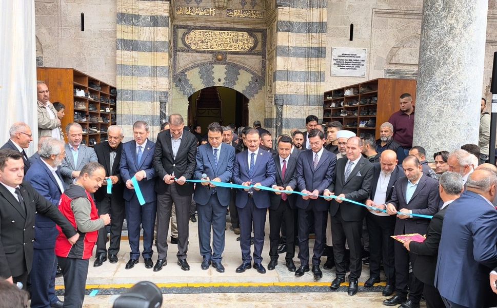 Tokat'ta 541 yıllık Gülbahar Hatun Camii yeniden ibadete açıldı