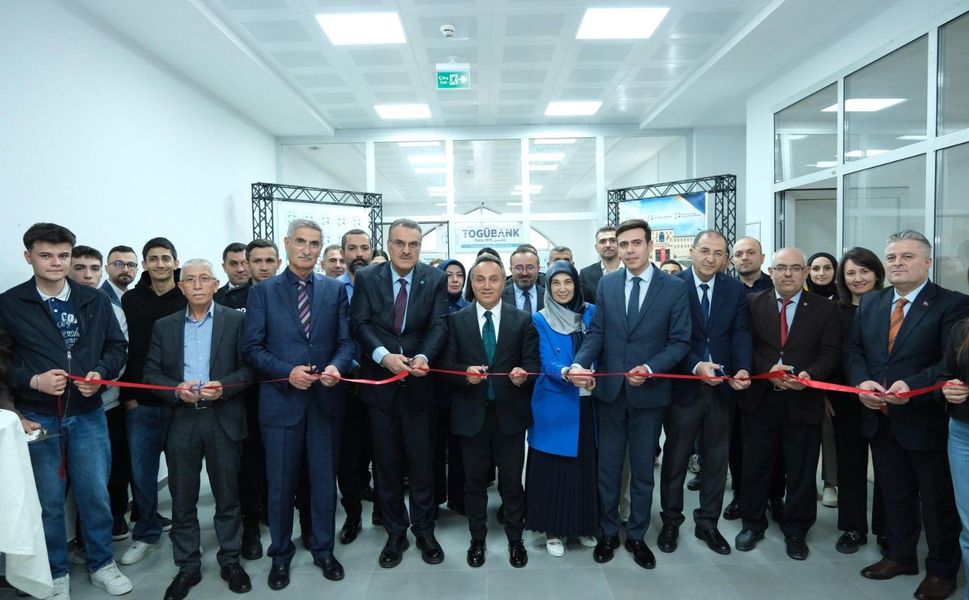 TOGÜ Pazar MYO'da "TOGÜBANK" Uygulama Laboratuvarı Açıldı
