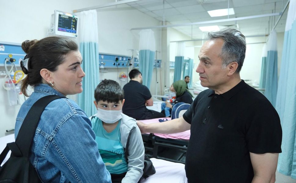 TOGÜ Rektörü Prof. Dr. Fatih Yılmaz’dan Üniversite Hastanesi Acil Servisine Ziyaret