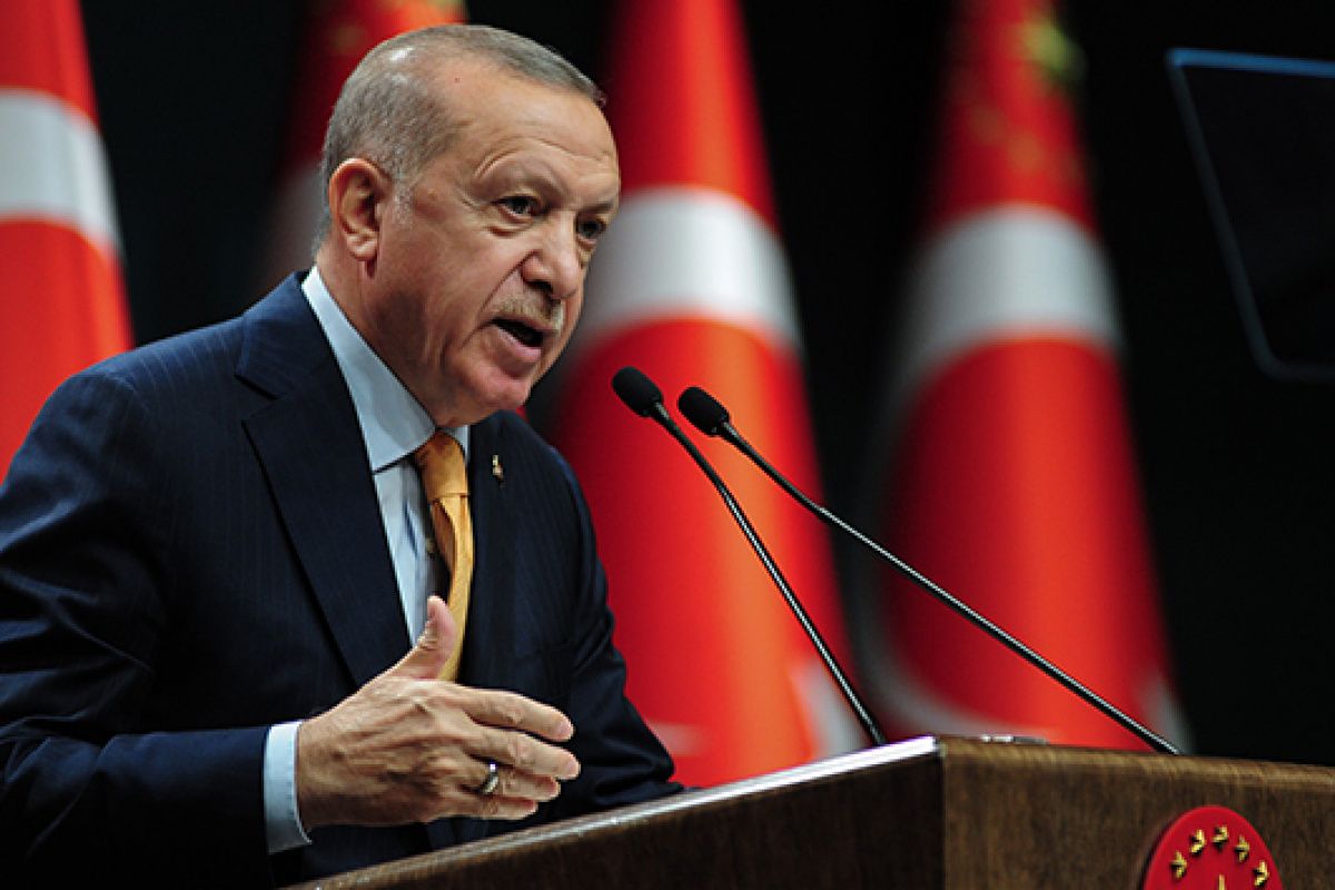Cumhurbaşkanı Erdoğan: "Yasakları kaldırdık, vesayet odaklarını dağıttık, kendilerini milletten üstün gören kibir abidelerine hep birlikte hadlerini bildirdik"